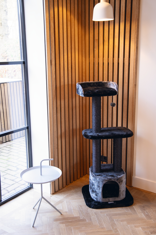 Beeztees Kedi Tırmalama ve Oyun Evi, Siyah/Gri, 50x50x120cm - 3