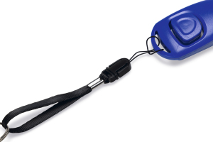 Beeztees Köpek Eğitim Düdüğü ve Klikırı, Karabina ve Bağlama Kordonlu, Mavi, 7x3x2cm - 4