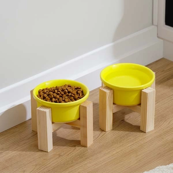 Herniks Ahşap Ayaklı Seramik Kedi Köpek İkili Mama ve Su Kabı 12x10cm - Sarı - 1