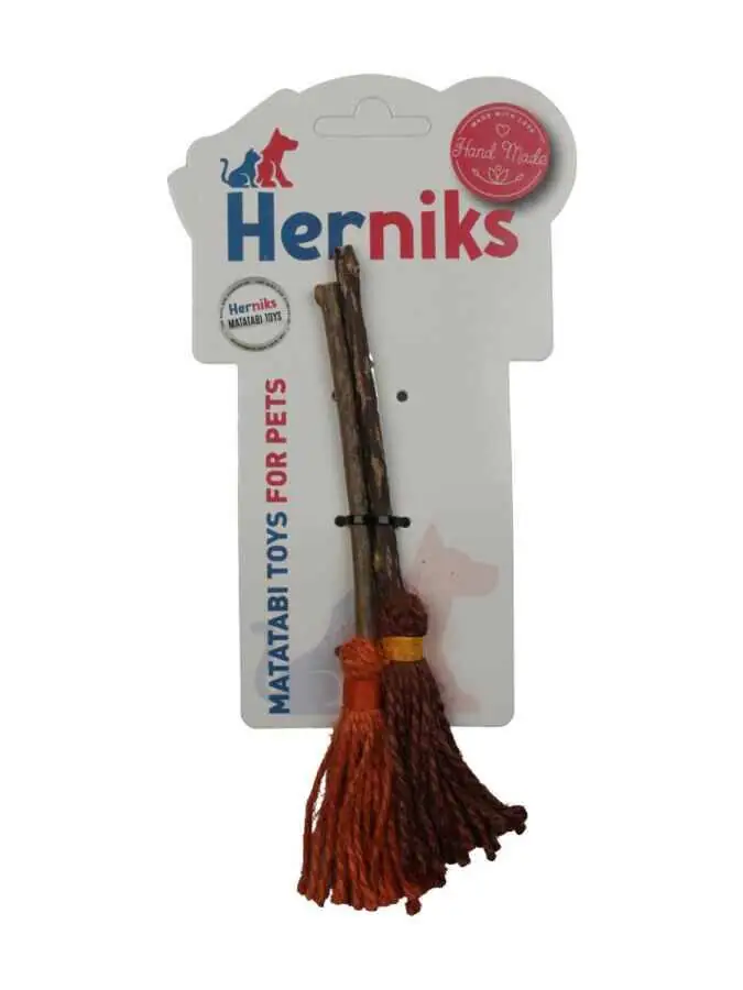 Herniks Matatabili Tüylü Yenilebilir İkili Çiğneme Çubuğu Süpürge - 1